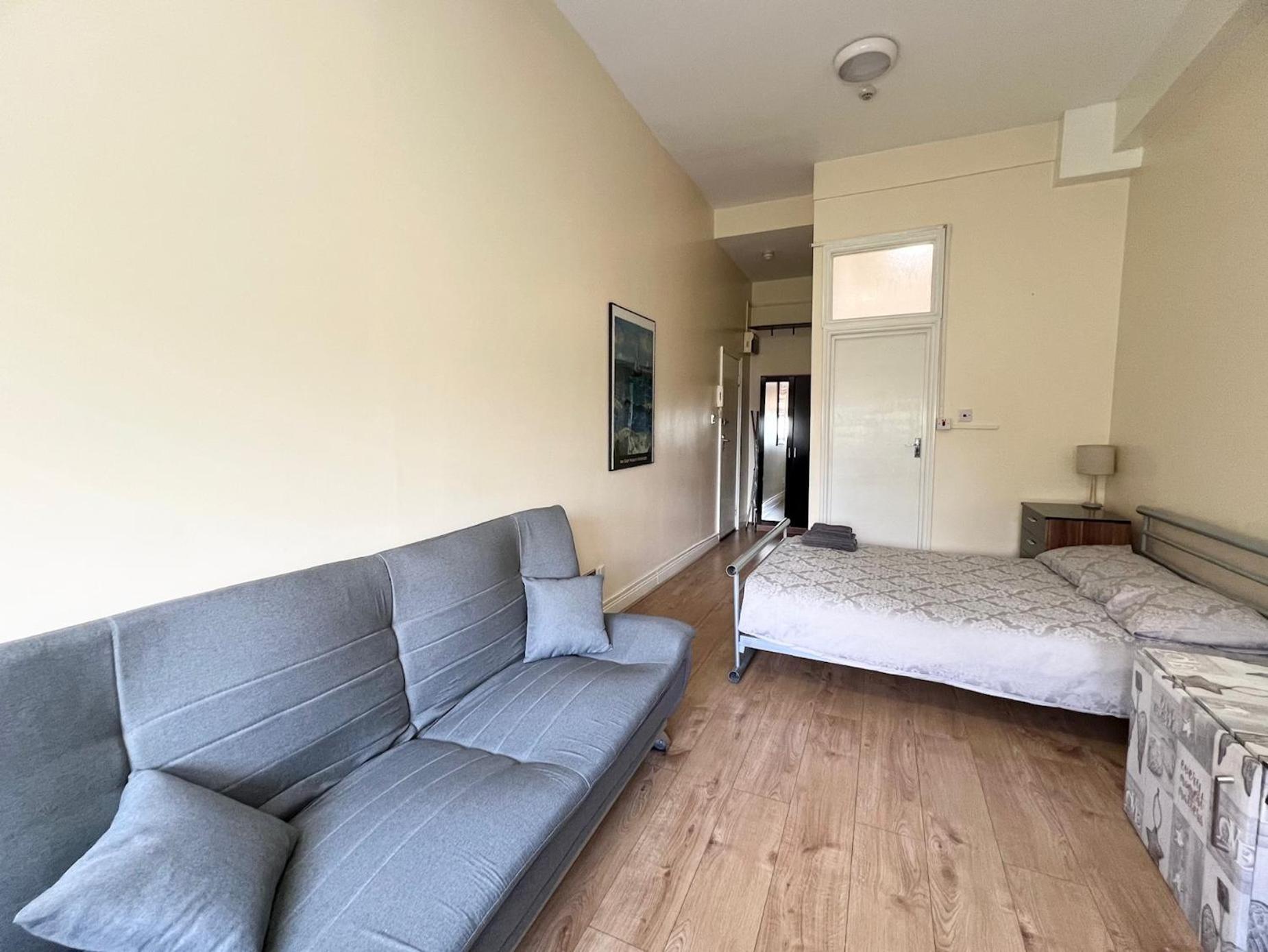 Comfy Apartments - Finchley Road Londra Exterior foto