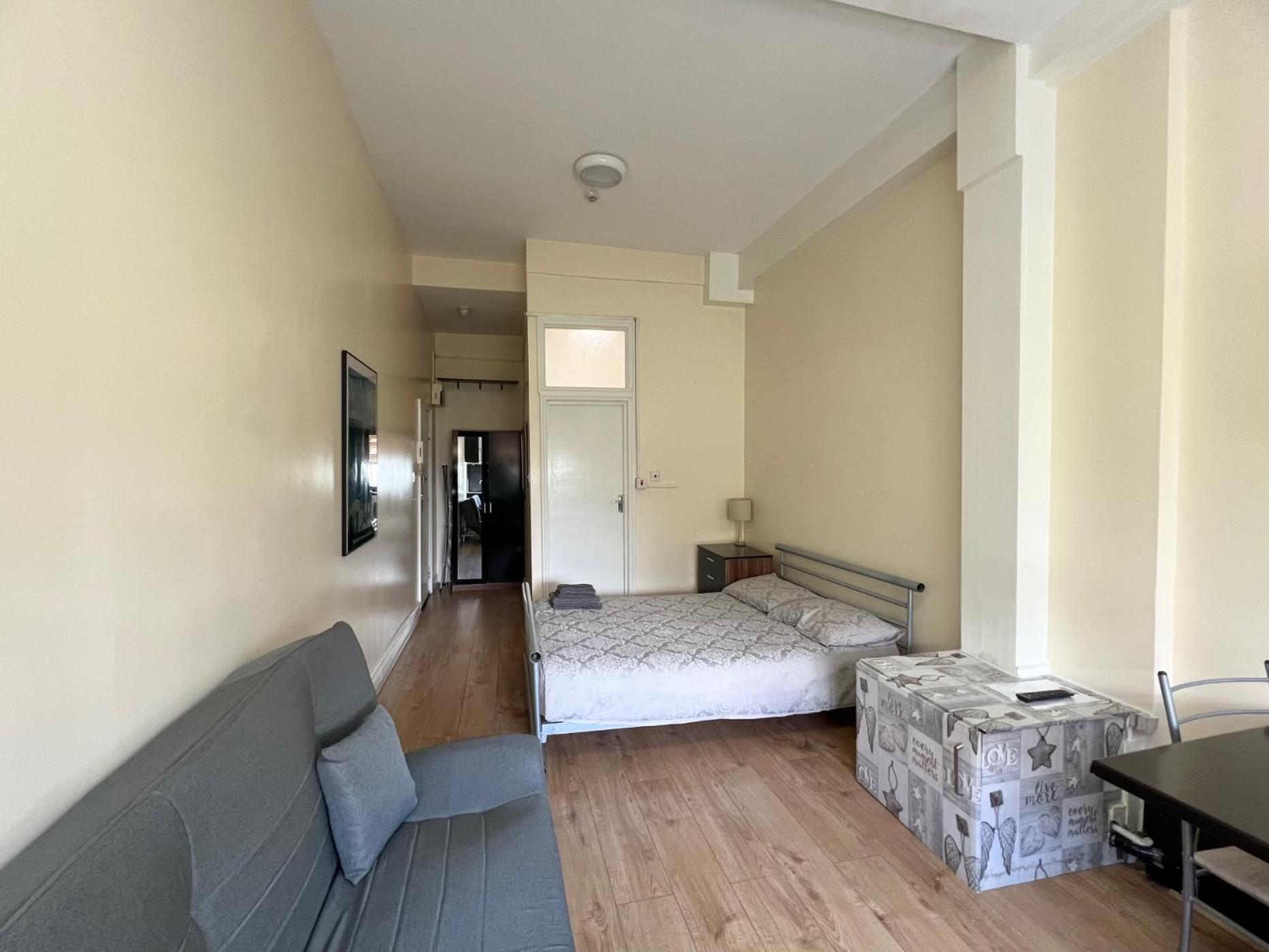 Comfy Apartments - Finchley Road Londra Exterior foto